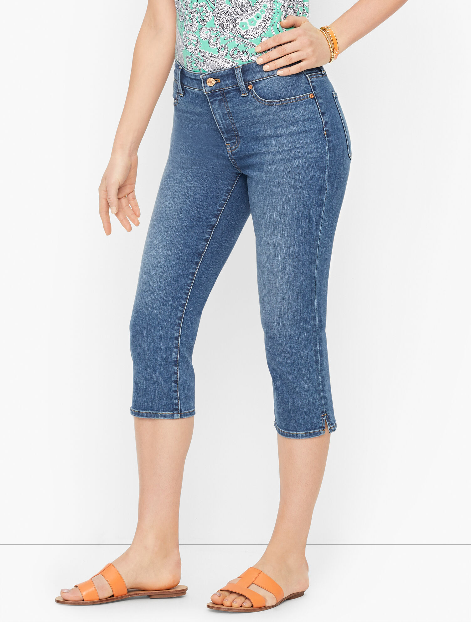 Pedal Pusher Jeans - Barrier Wash - Curvy Fit | Talbots