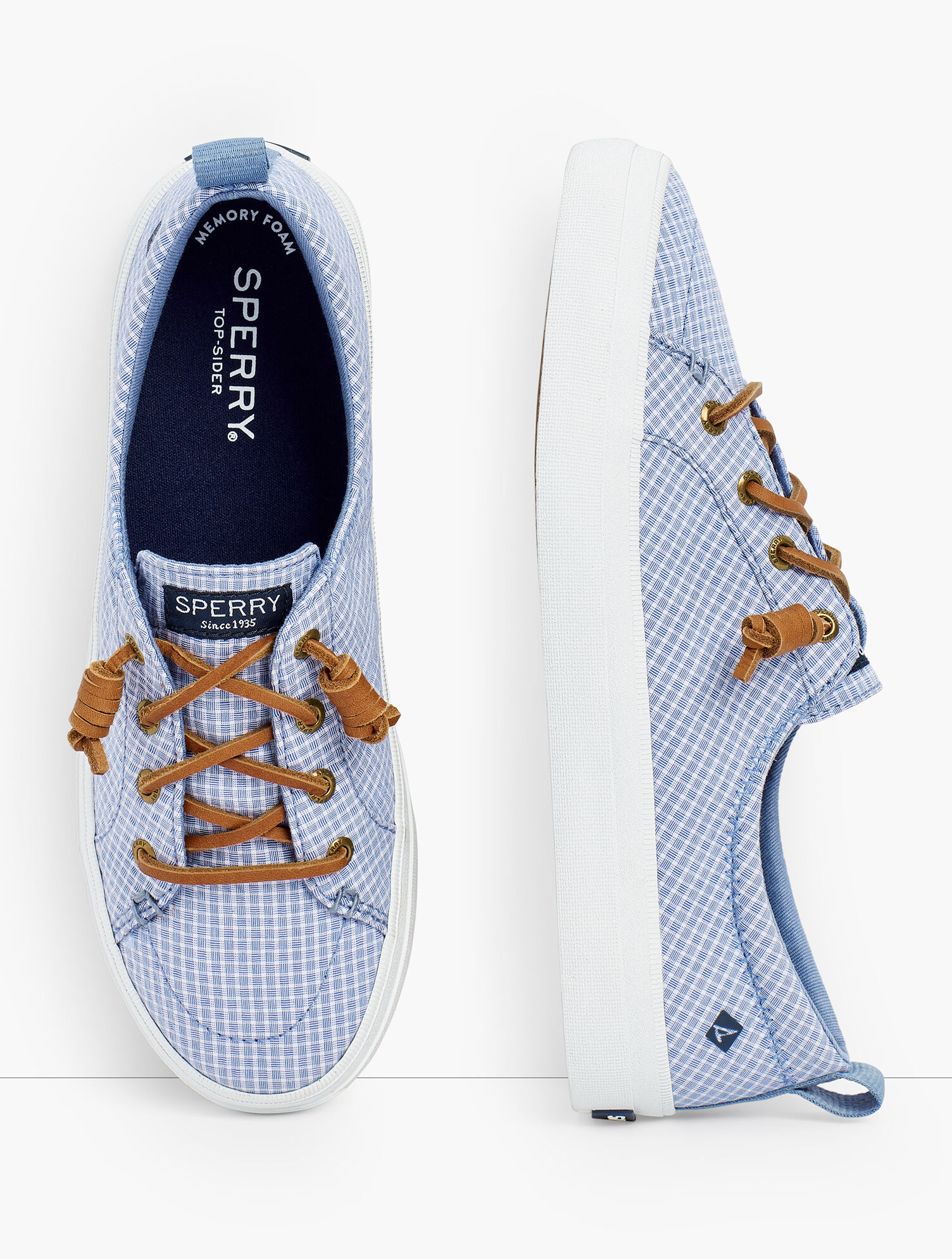 Sperry blue deals sneakers